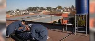 Argentina. Instalan termotanques solares en el partido de Merlo