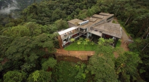 Ecuador. Un bosque tropical es salvado gracias a un hotel